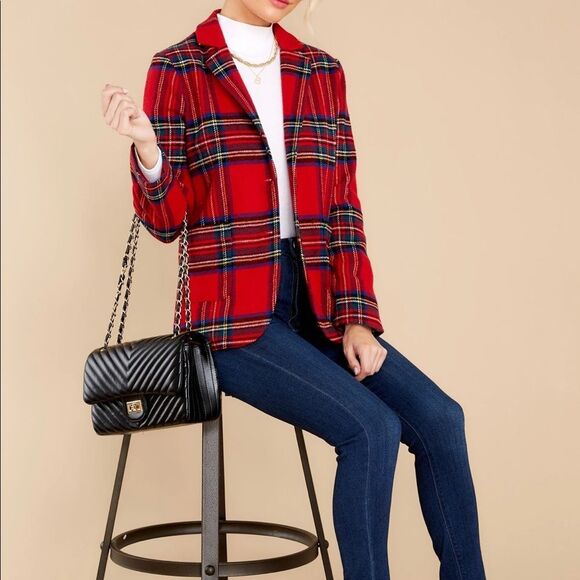 Chic Plaid Blazer in Red ❤️ - Picture 4 of 9